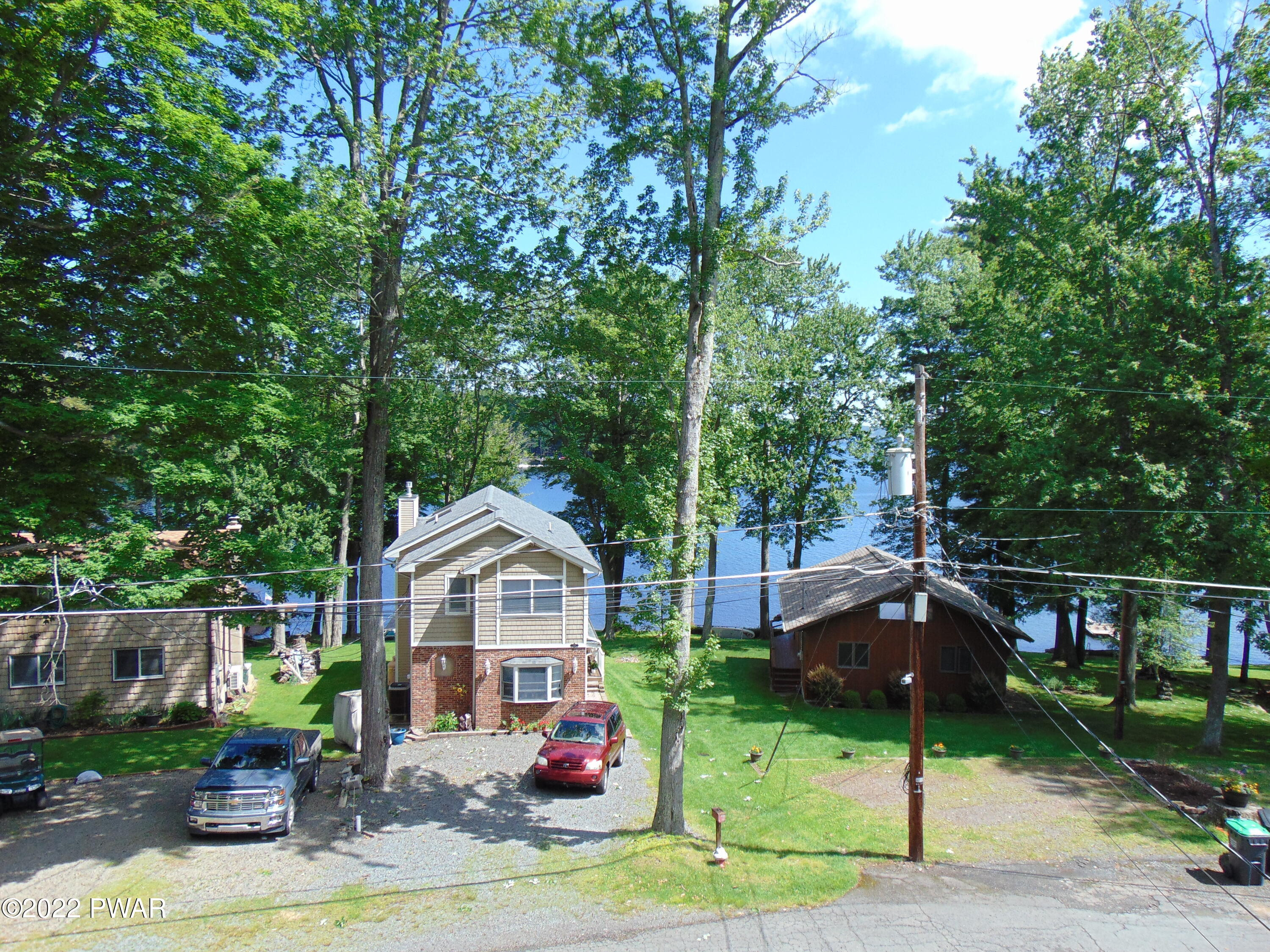 108 Paradise Road West Greentown, PA 18426 - Photo 4 of 28