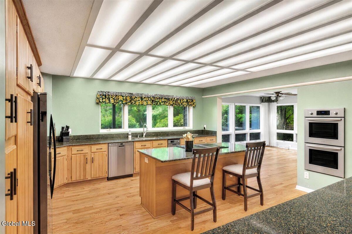 758 Feura Bush Road Bethlehem, NY 12054 - Photo 25 of 73 25.2 75-oven2