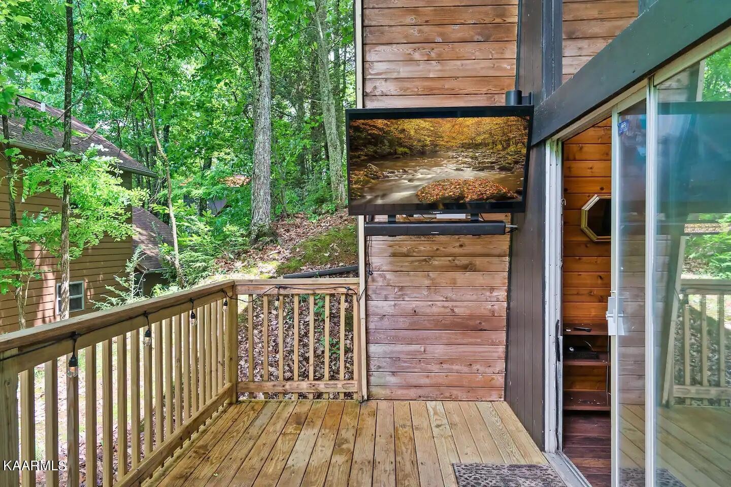 1424 Zurich Road Gatlinburg, TN 37738 - Photo 10 of 27 a view of a glass door with a door