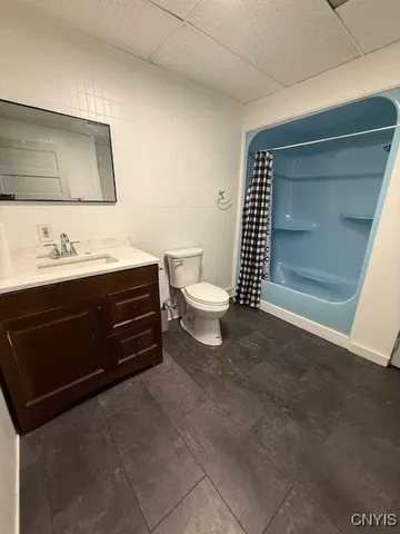 $1,750 | 13 Elm Street, Camillus, NY 13031