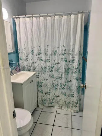 $2,300 | 2732 Northwest 16th Terrace, Unit 2734, Miami, FL 33125