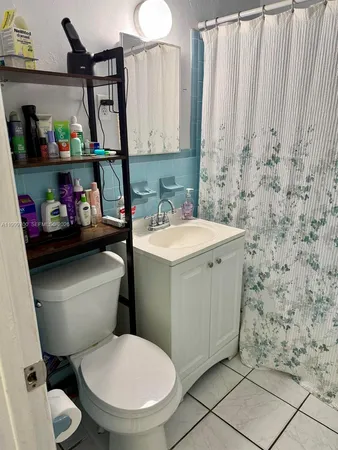$2,300 | 2732 Northwest 16th Terrace, Unit 2734, Miami, FL 33125