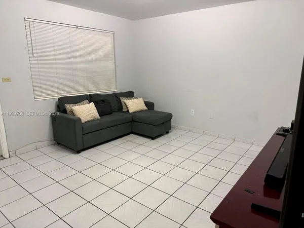 $2,300 | 2732 Northwest 16th Terrace, Unit 2734, Miami, FL 33125