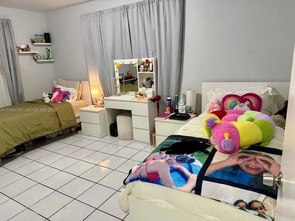 $2,300 | 2732 Northwest 16th Terrace, Unit 2734, Miami, FL 33125