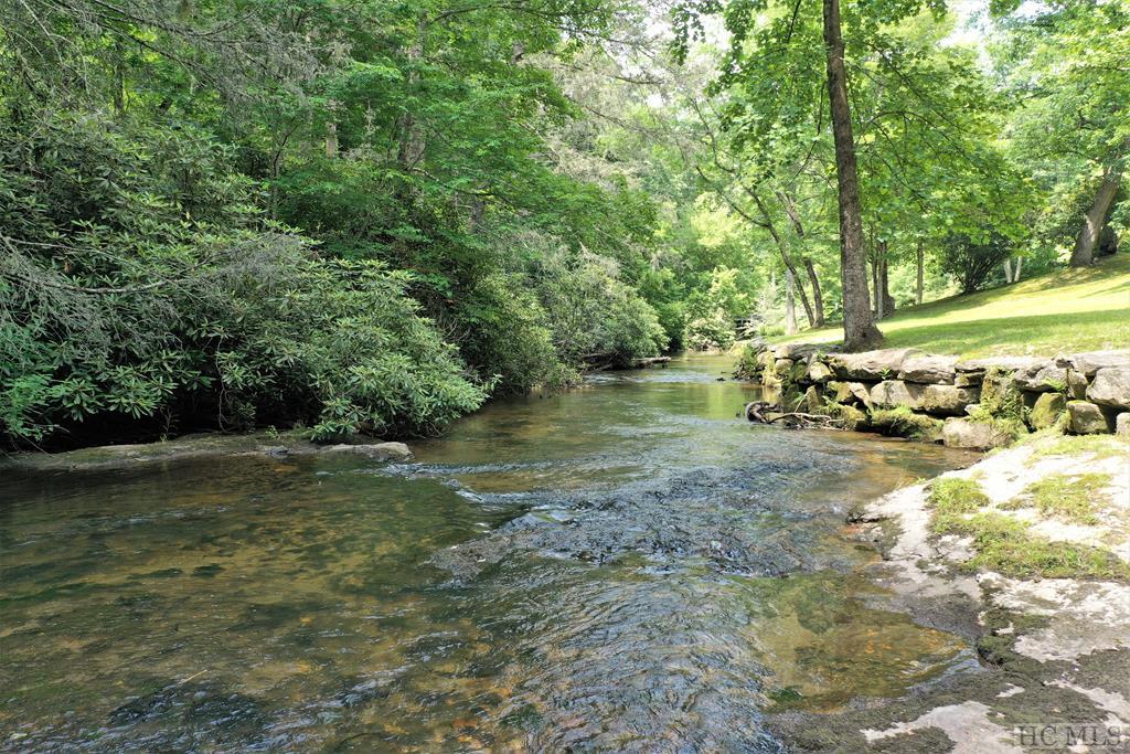 3301 North Norton Road Cullowhee, NC 28723 - Photo 7 of 39 Gallery Image 7