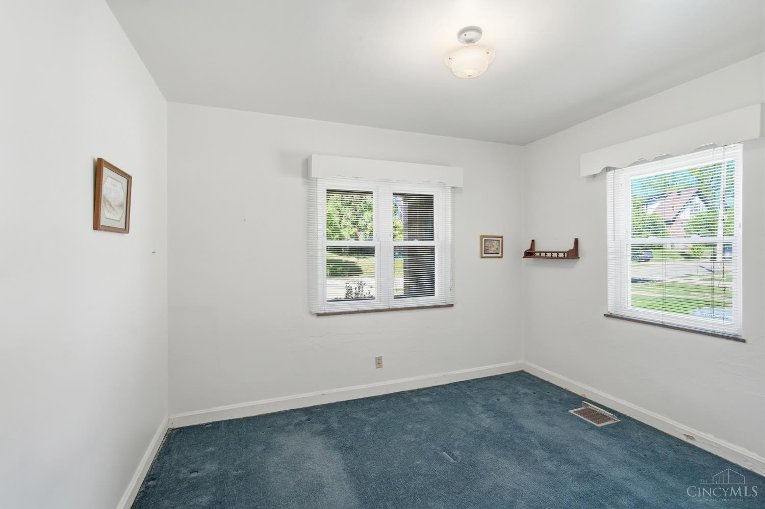 667 Overlook Avenue Cincinnati, OH 45238 - Photo 14 of 50