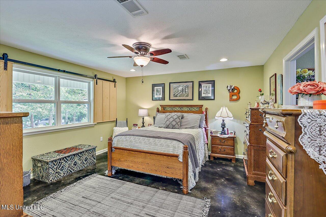 2568 Highway 481 Raleigh, MS 39153 - Photo 28 of 89 Master Bedroom