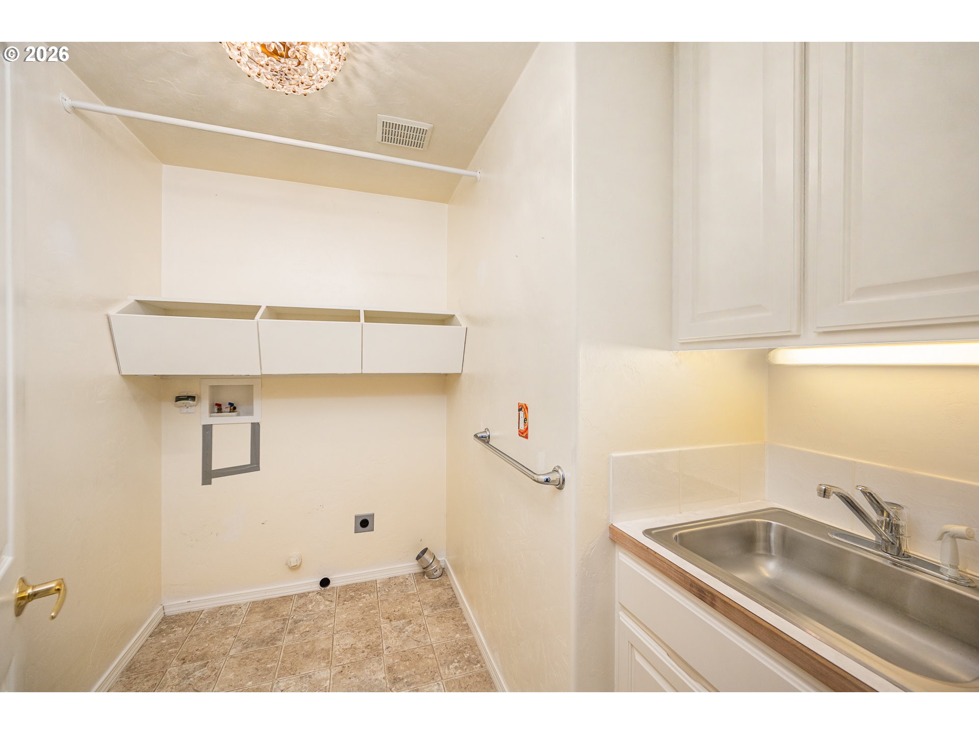 1565 Santa Rosa Street Eugene, OR 97404 - Photo 14 of 35