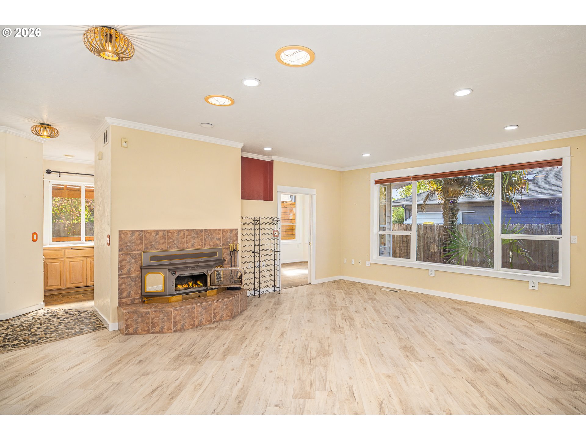 1565 Santa Rosa Street Eugene, OR 97404 - Photo 3 of 35