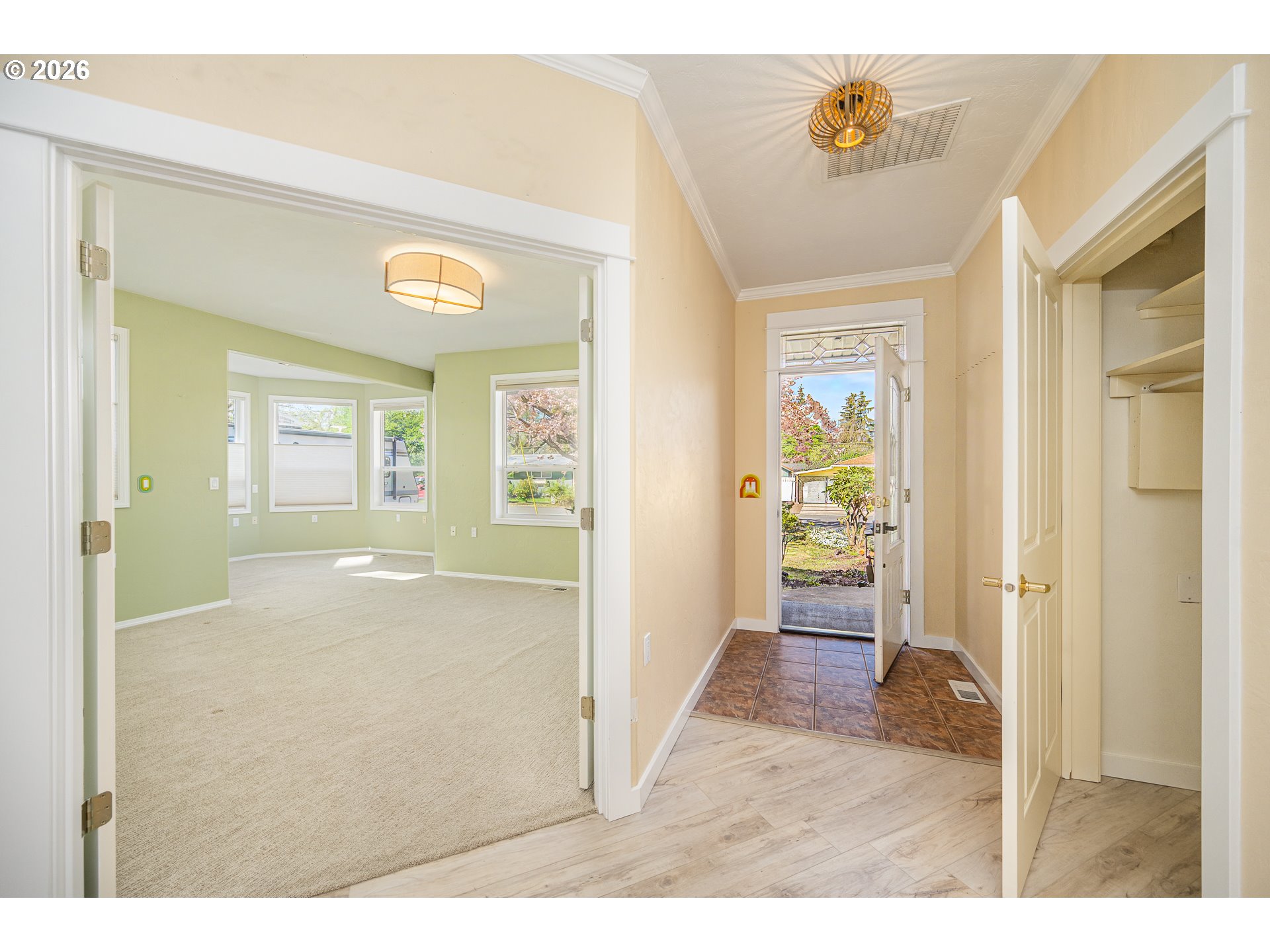 1565 Santa Rosa Street Eugene, OR 97404 - Photo 5 of 35