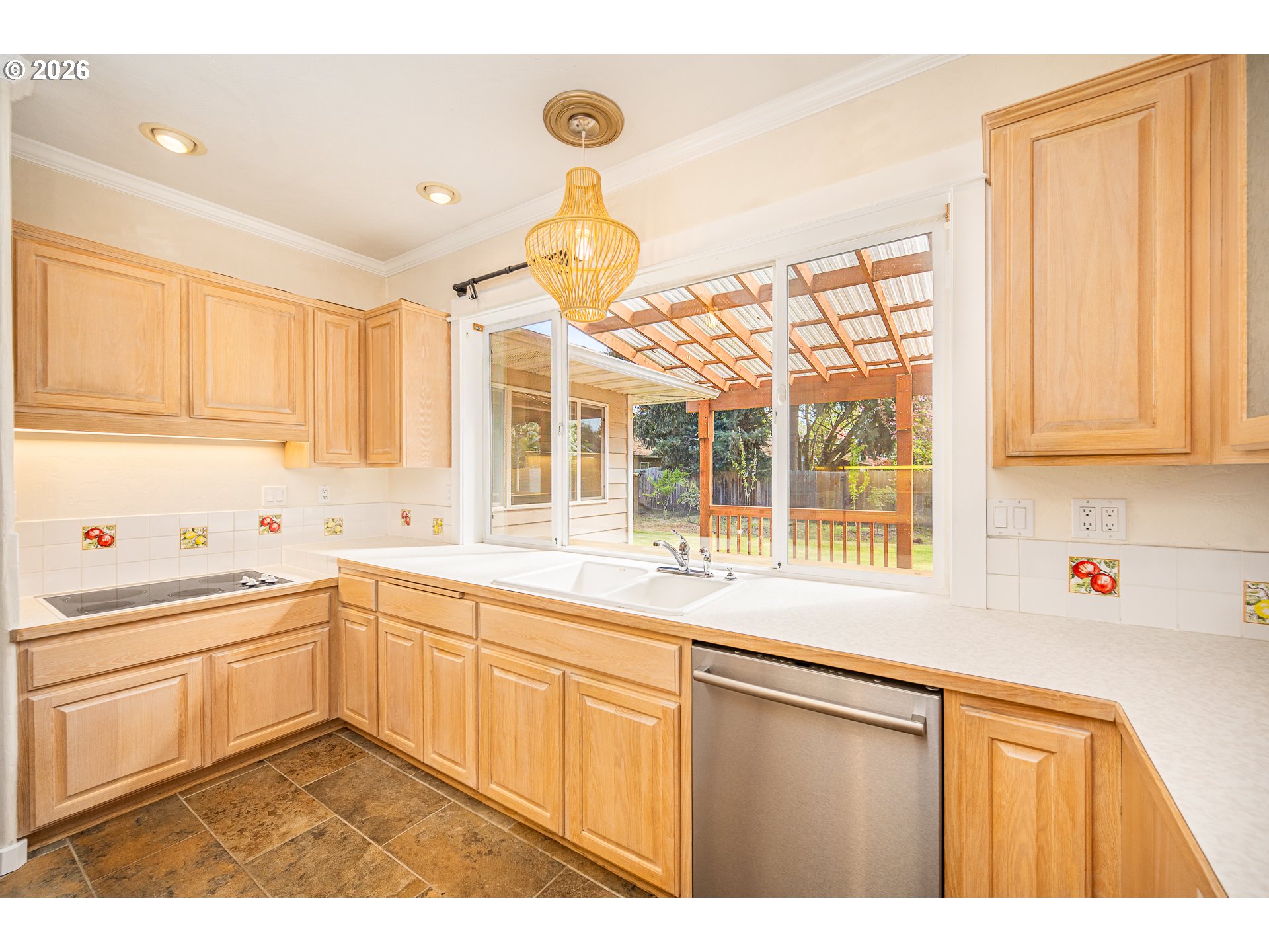 1565 Santa Rosa Street Eugene, OR 97404 - Photo 9 of 35