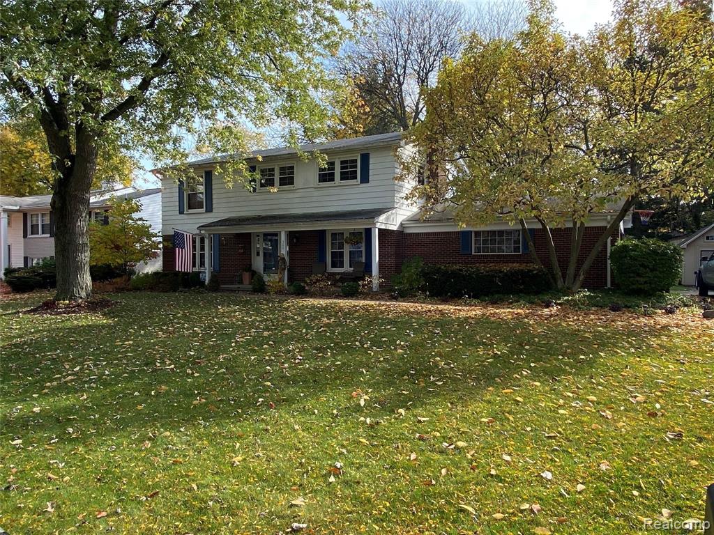 30011 Barwell Road Farmington Hills, MI 48334 - Photo 1 of 47