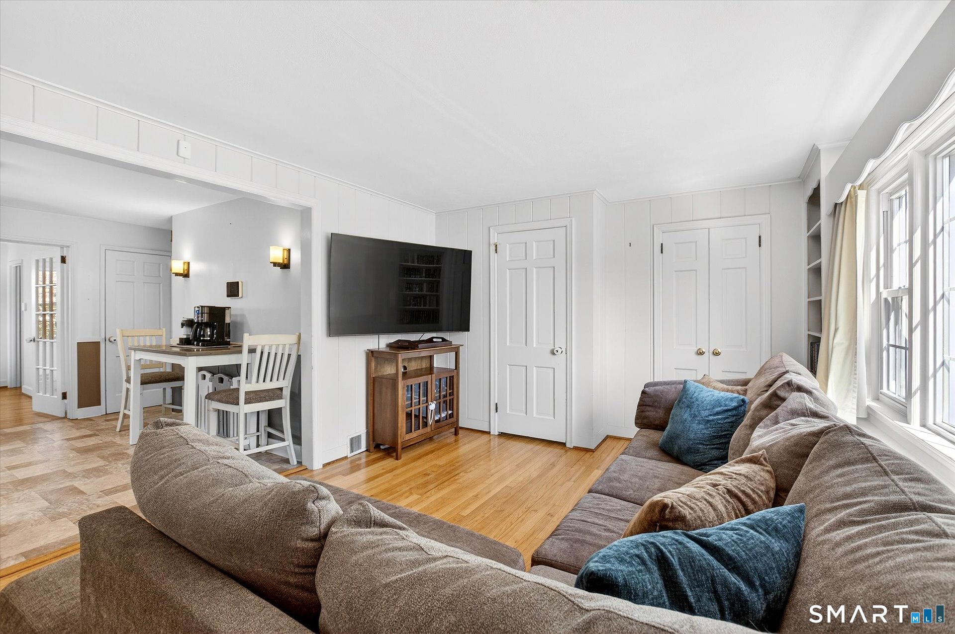 22 Carroll Road Manchester, CT 06042 - Photo 12 of 40