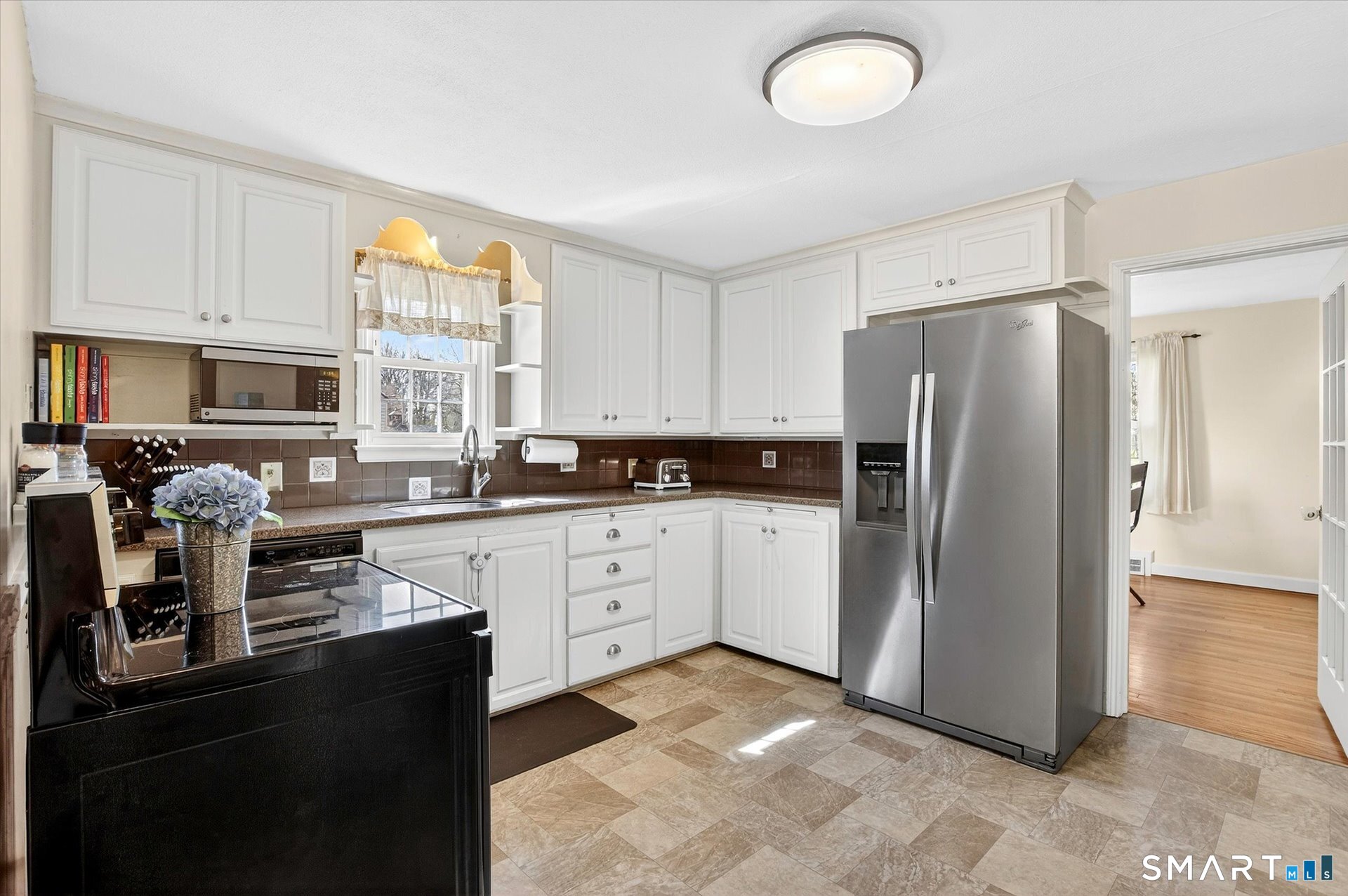 22 Carroll Road Manchester, CT 06042 - Photo 14 of 40