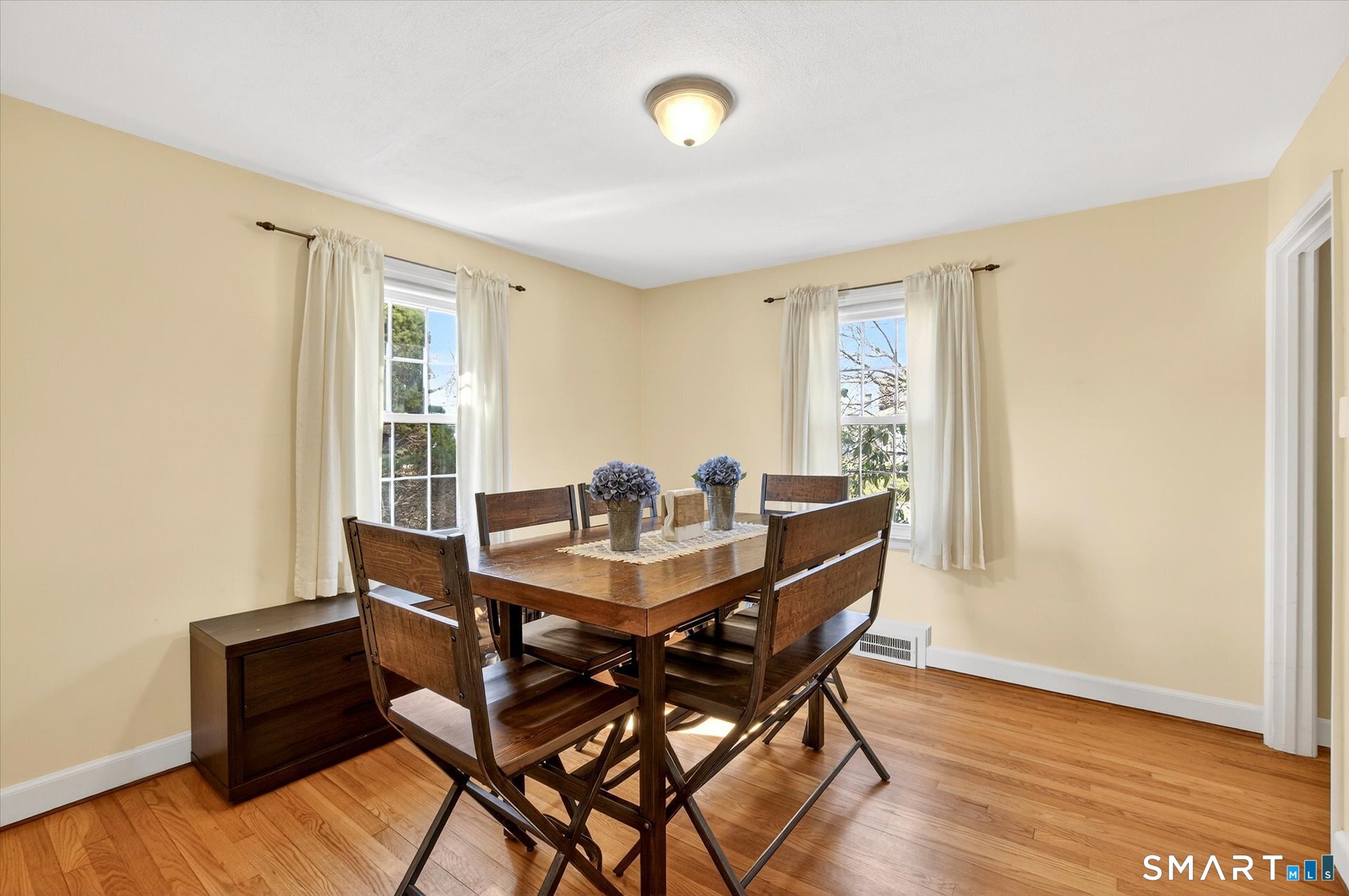 22 Carroll Road Manchester, CT 06042 - Photo 19 of 40