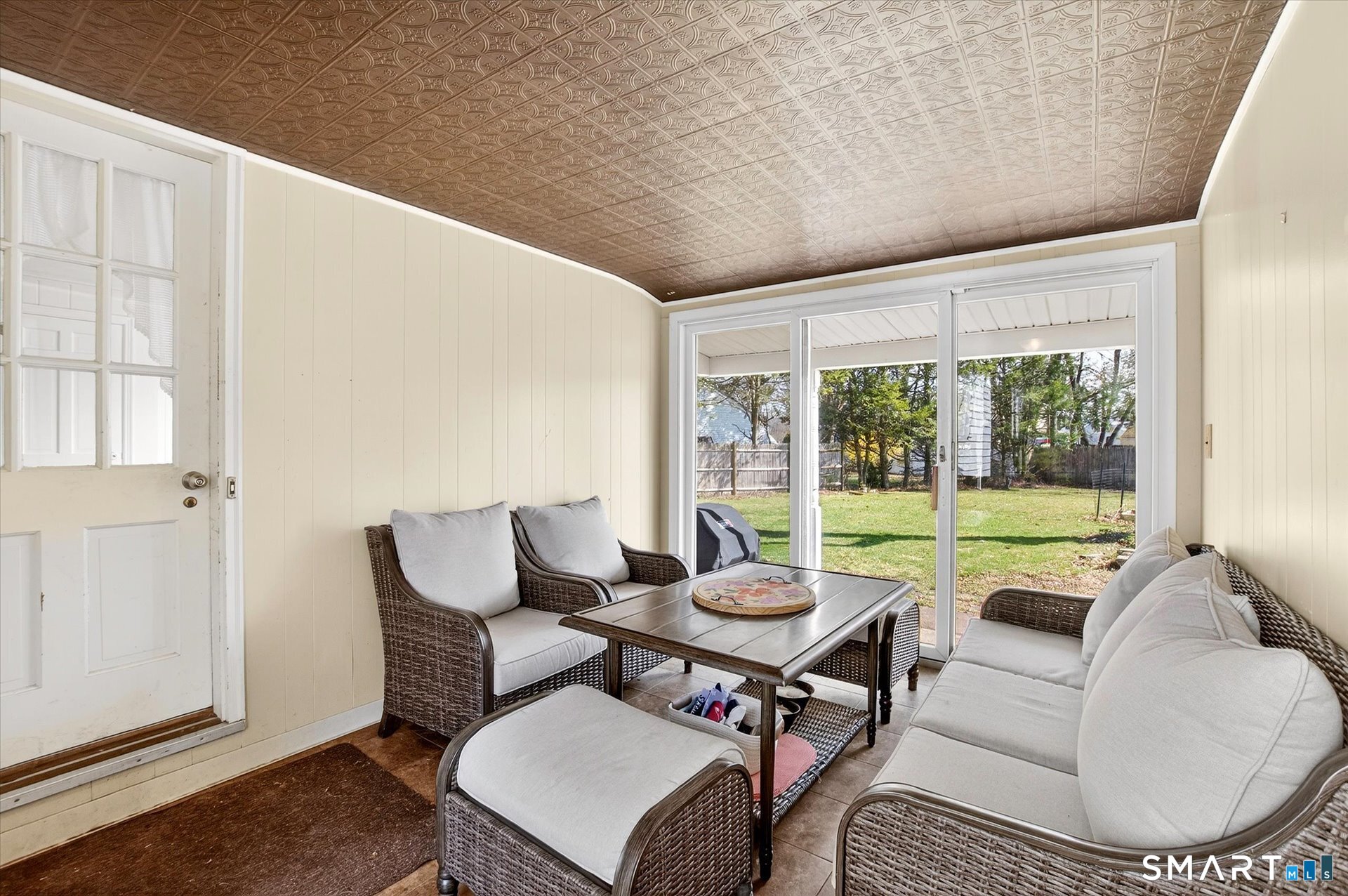 22 Carroll Road Manchester, CT 06042 - Photo 23 of 40