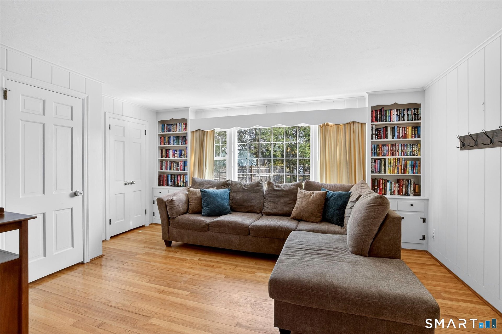 22 Carroll Road Manchester, CT 06042 - Photo 8 of 40