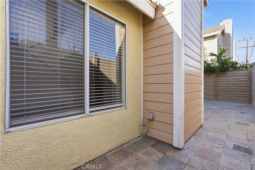 9826 California South Gate, CA 90280 - Photo 26 of 29