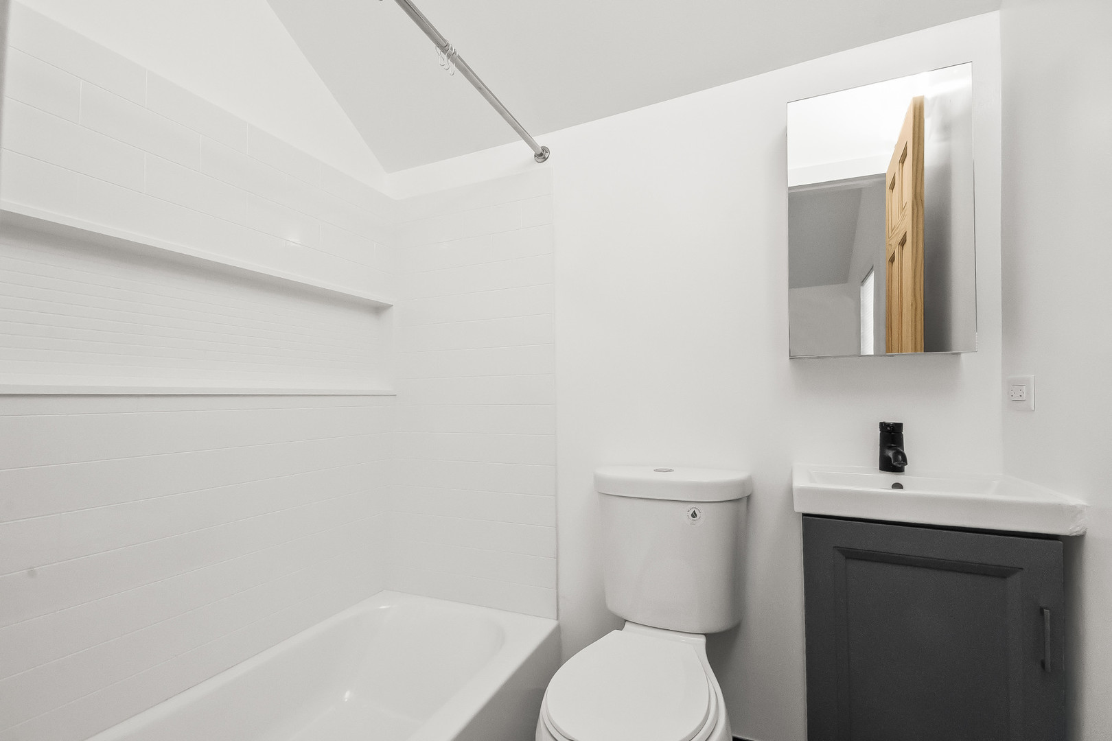 277 Gifford Place Elgin, IL 60120 - Photo 14 of 15