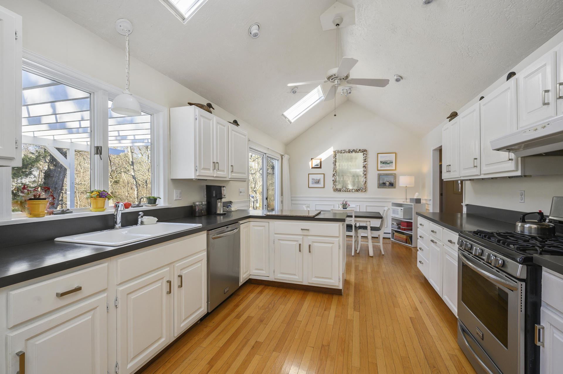 120 Old Bog Road Brewster, MA 02631 - Photo 4 of 29 Kitchen