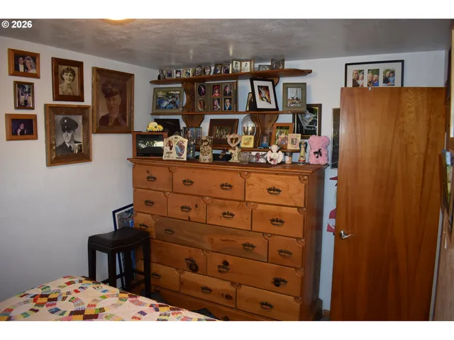 $378,900 | 2360 High Street, Reedsport, OR 97467