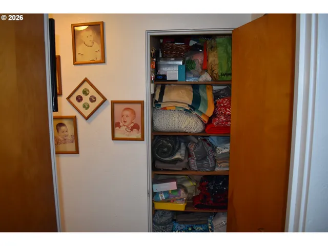 $378,900 | 2360 High Street, Reedsport, OR 97467