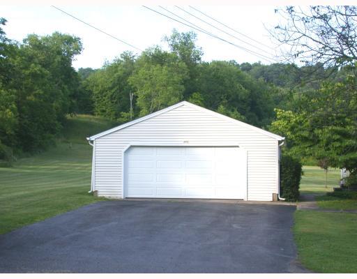 480 Golf Course Road Aliquippa, PA 15001 - Photo 13 of 15 Parking Lot/Garage.