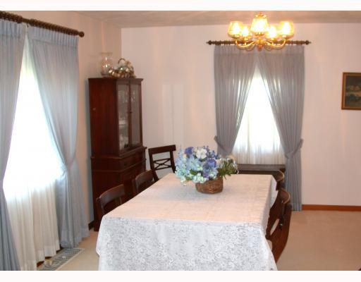 480 Golf Course Road Aliquippa, PA 15001 - Photo 4 of 15 Dining Room.