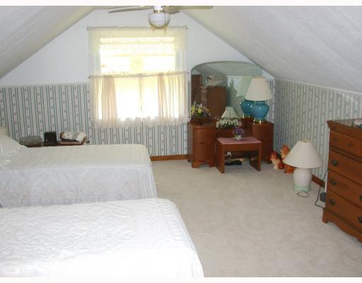 480 Golf Course Road Aliquippa, PA 15001 - Photo 6 of 15 Master Bedroom.