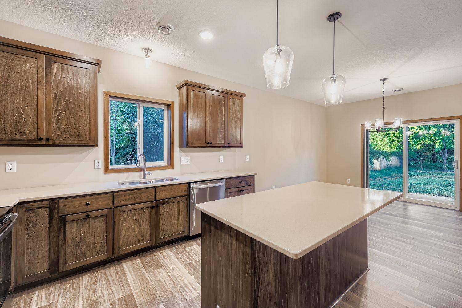 2557 County Rd I Mounds View, MN 55112 - Photo 11 of 26