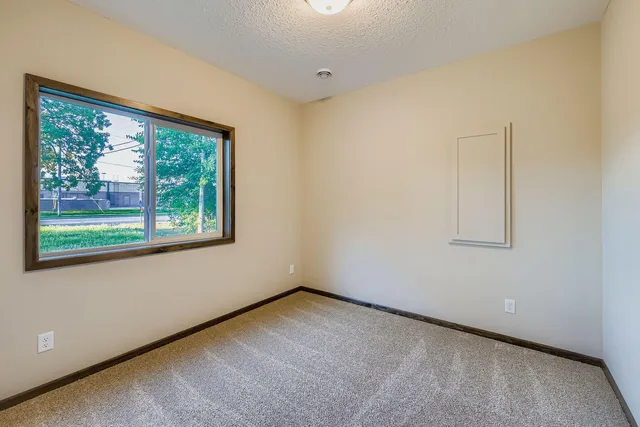 $419,900 | 2557 County Rd I, Mounds View, MN 55112