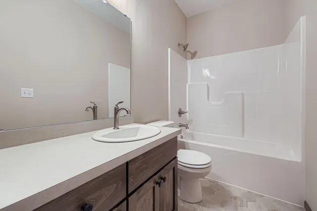 $419,900 | 2557 County Rd I, Mounds View, MN 55112