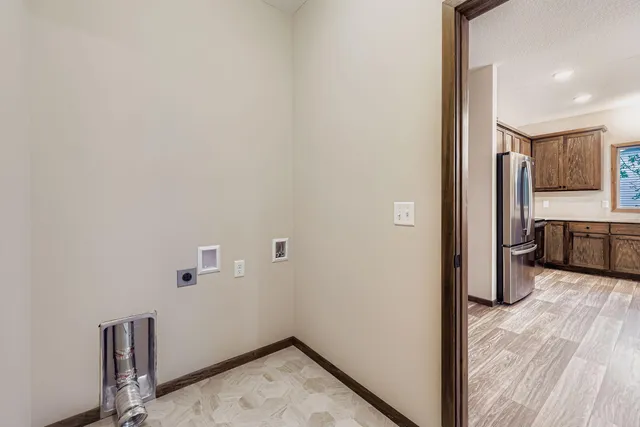 $419,900 | 2557 County Rd I, Mounds View, MN 55112