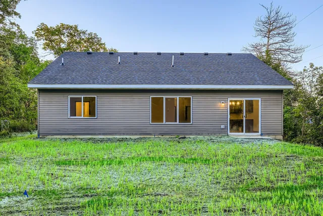 $419,900 | 2557 County Rd I, Mounds View, MN 55112