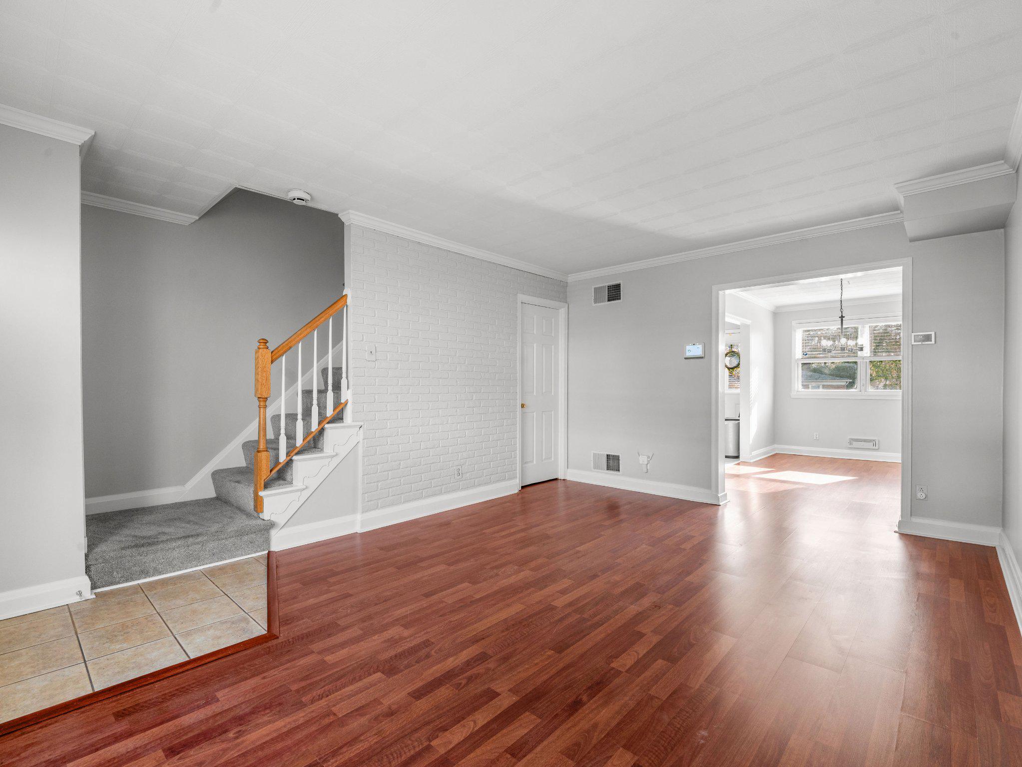 435 Seward Avenue Baltimore, MD 21225 - Photo 7 of 22