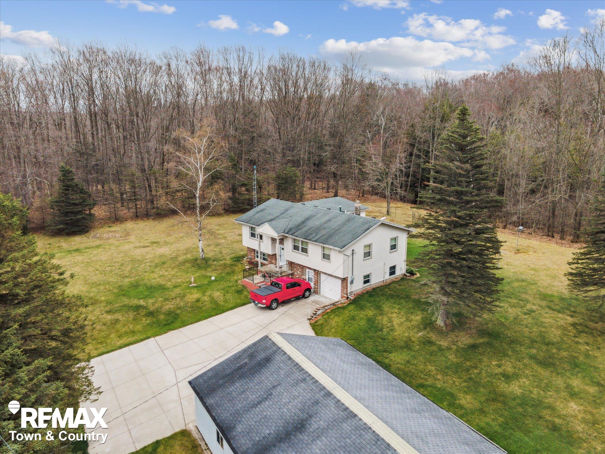541 West Stockwell Road Harrison, MI 48625 - Photo 49 of 58 50173557-84a31c5b-f73a-4b00-8e83-33a3e5882d35.JPG