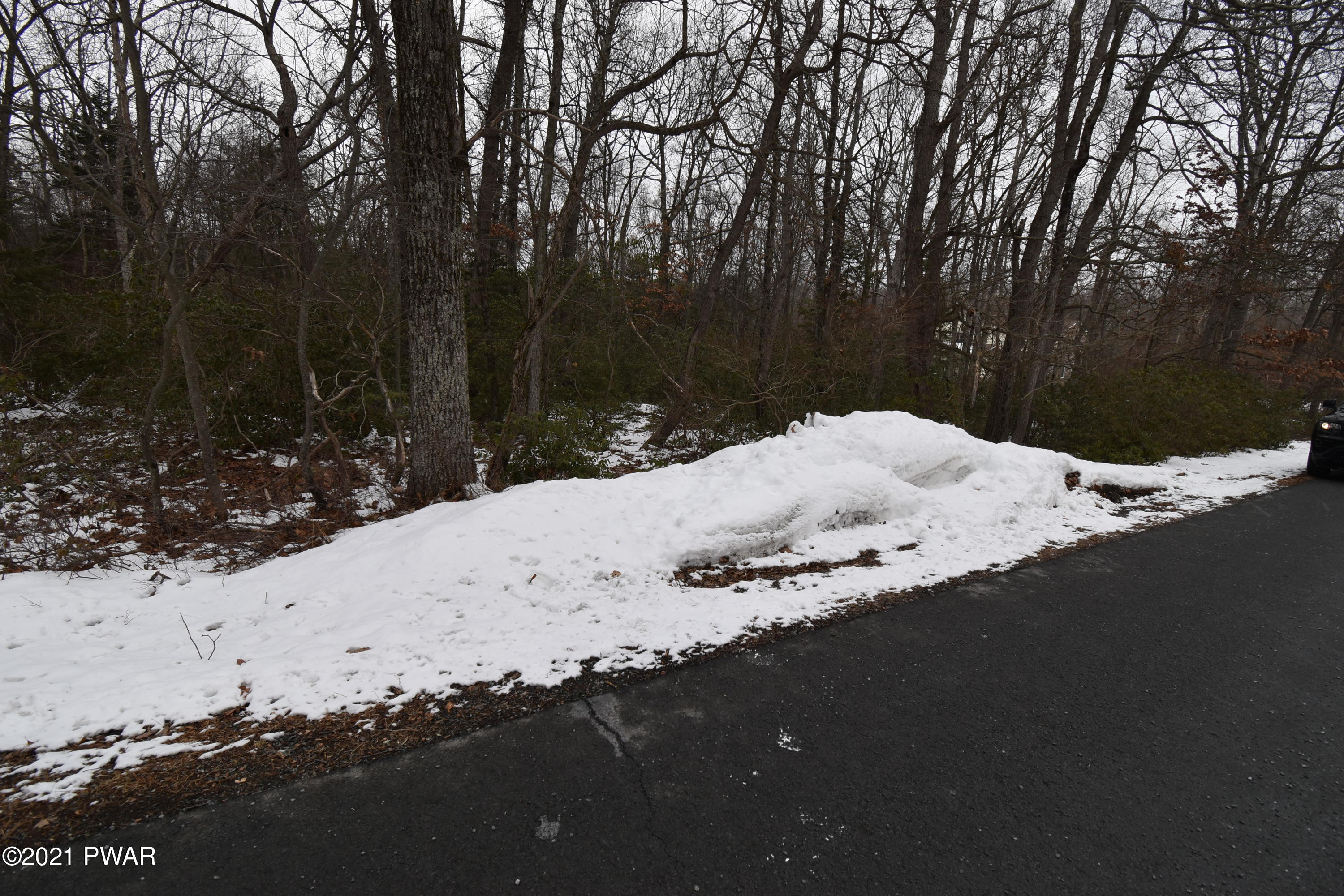 5303 Oneida Way Milford, PA 18337 - Photo 6 of 6