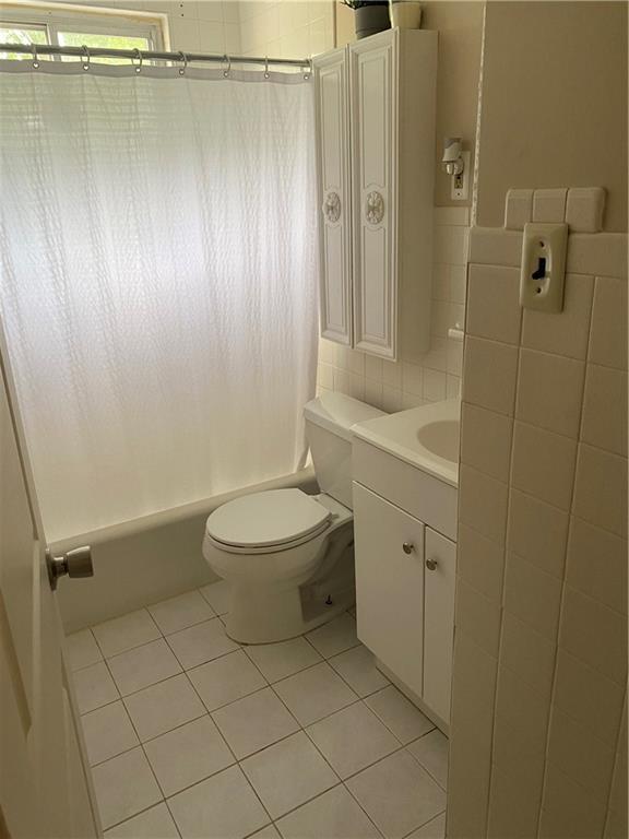 466 Ridgemont Drive Pittsburgh, PA 15220 - Photo 5 of 7