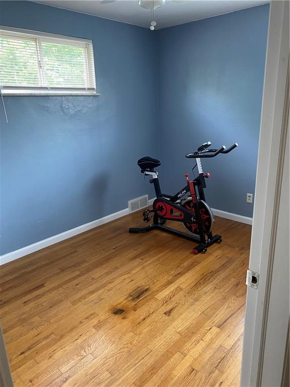 466 Ridgemont Drive Pittsburgh, PA 15220 - Photo 6 of 7