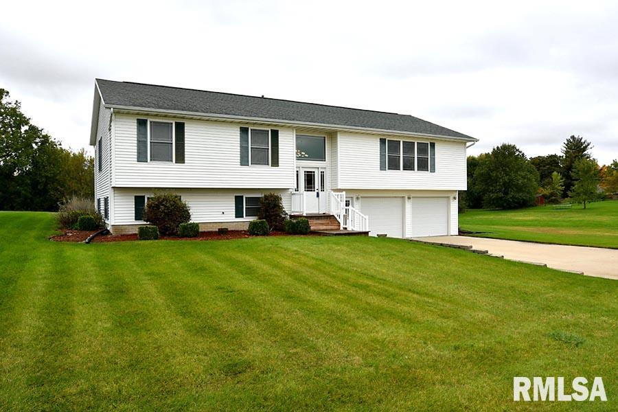 316 South Ridge Street Cambridge, IL 61238 - Photo 1 of 21 Gallery Image 1