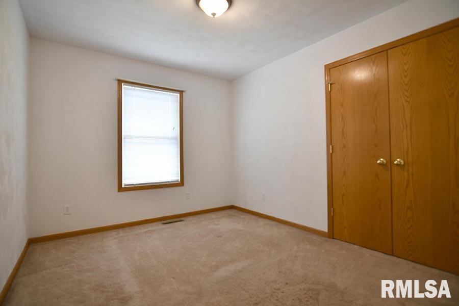316 South Ridge Street Cambridge, IL 61238 - Photo 15 of 21 Gallery Image 15