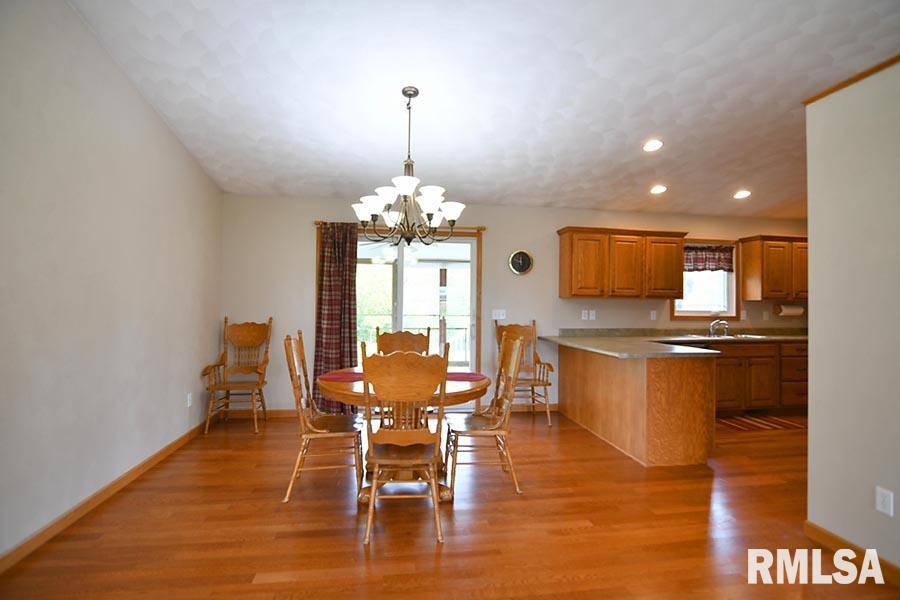 316 South Ridge Street Cambridge, IL 61238 - Photo 6 of 21 Gallery Image 6