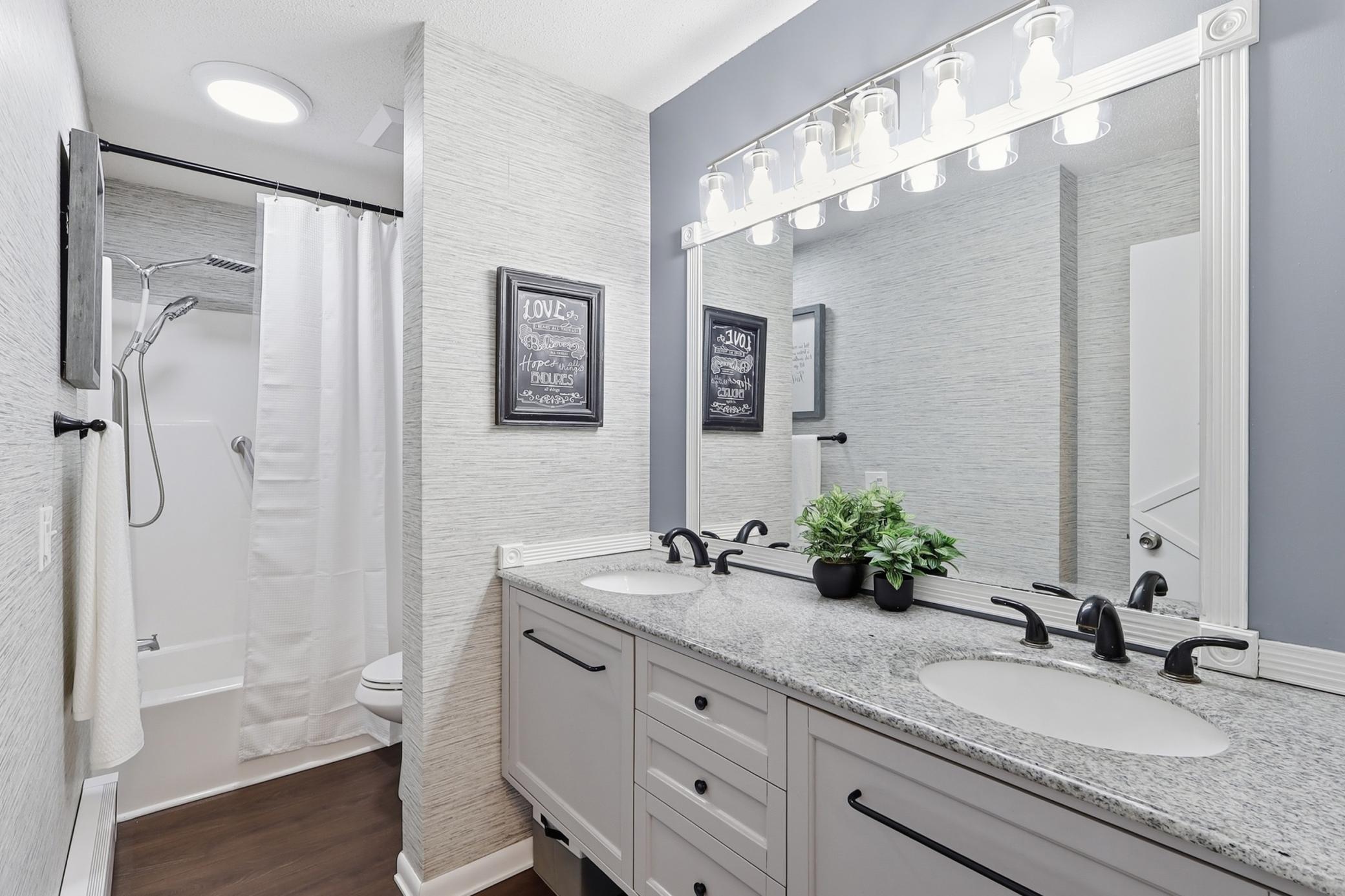 14851 Endicott Way, Unit 206 Apple Valley, MN 55124 - Photo 16 of 32