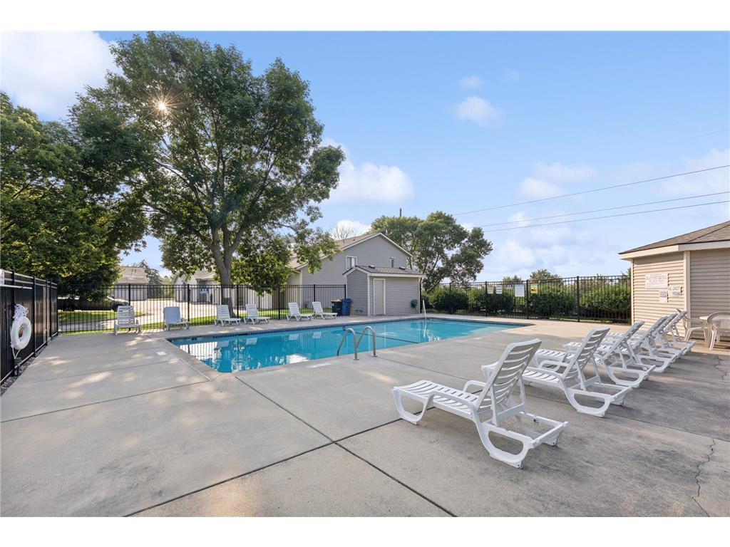 14851 Endicott Way, Unit 206 Apple Valley, MN 55124 - Photo 29 of 32