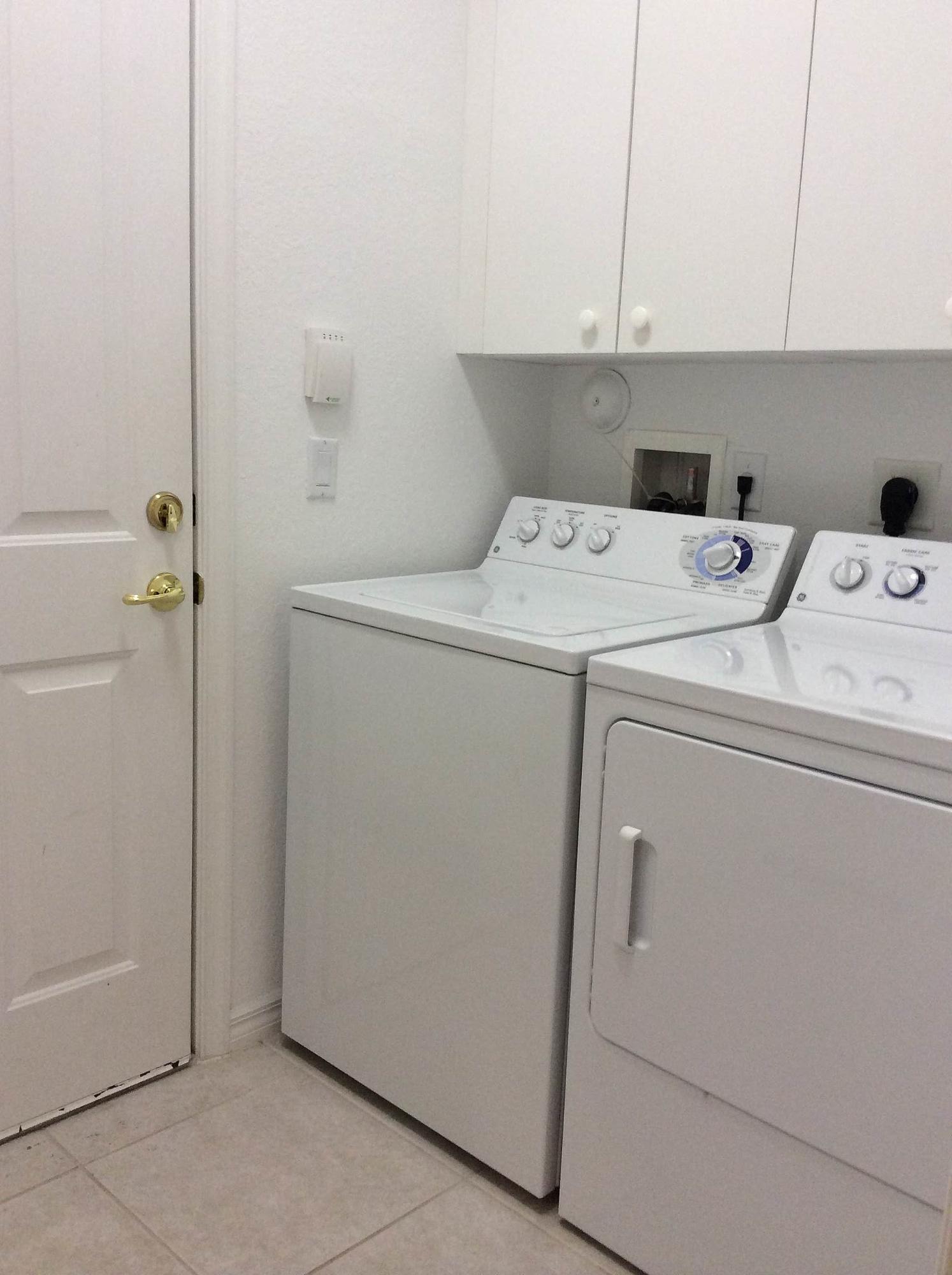 45 Lancaster Road Boynton Beach, FL 33426 - Photo 17 of 21 Laundry