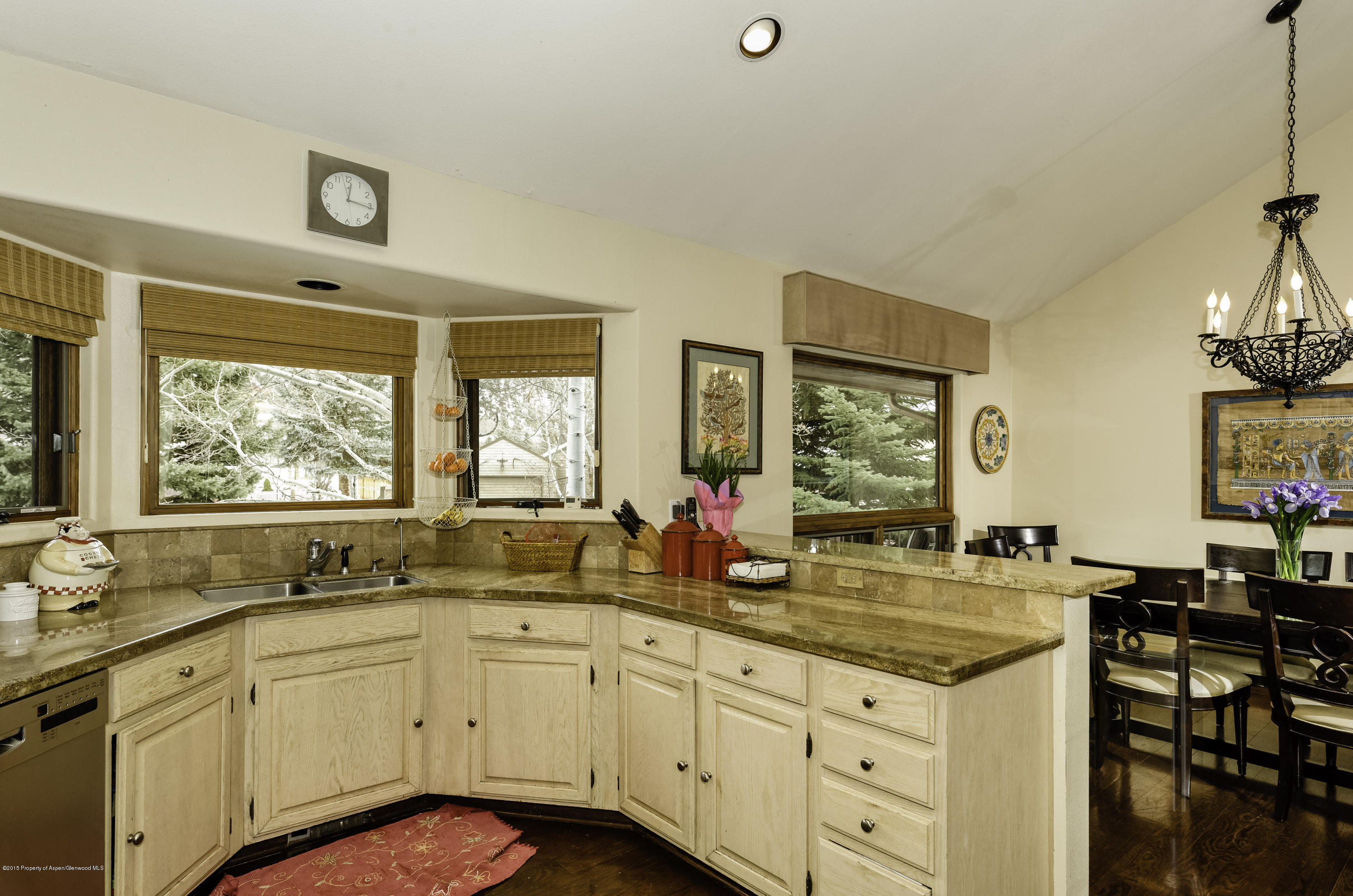 808 Kestrel Court Basalt, CO 81621 - Photo 6 of 22 a spacious bathroom with double sink and a window