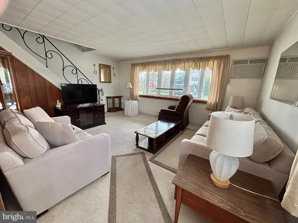 $349,900 | 1557 Blackrock Road, Swarthmore, PA 19081