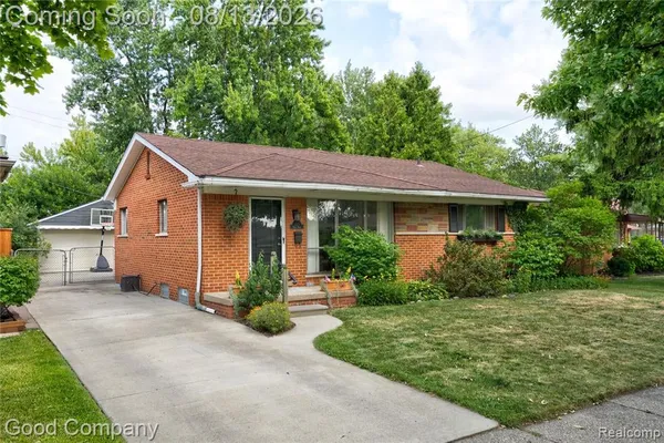 $350,000 | 220 North Webik Avenue, Clawson, MI 48017