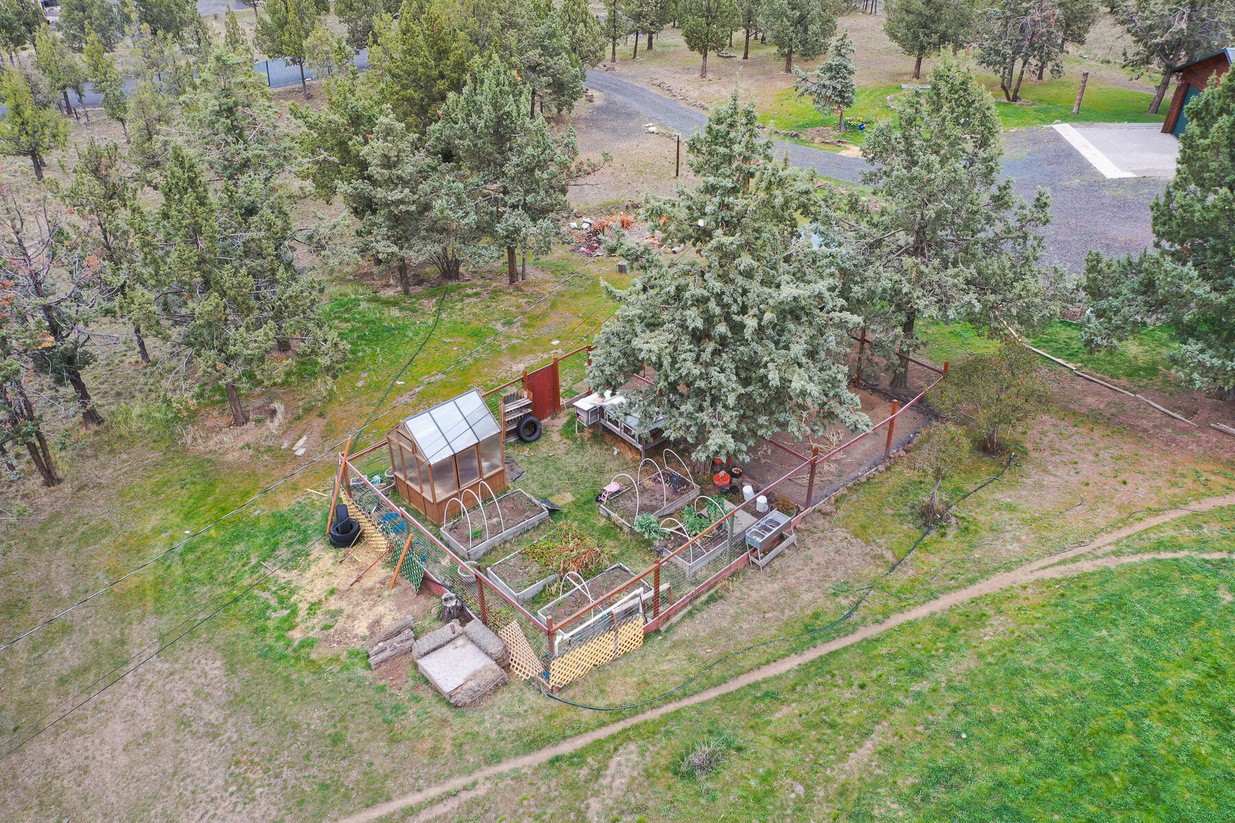 2260 Southeast Highland Road Prineville, OR 97754 - Photo 31 of 31 32