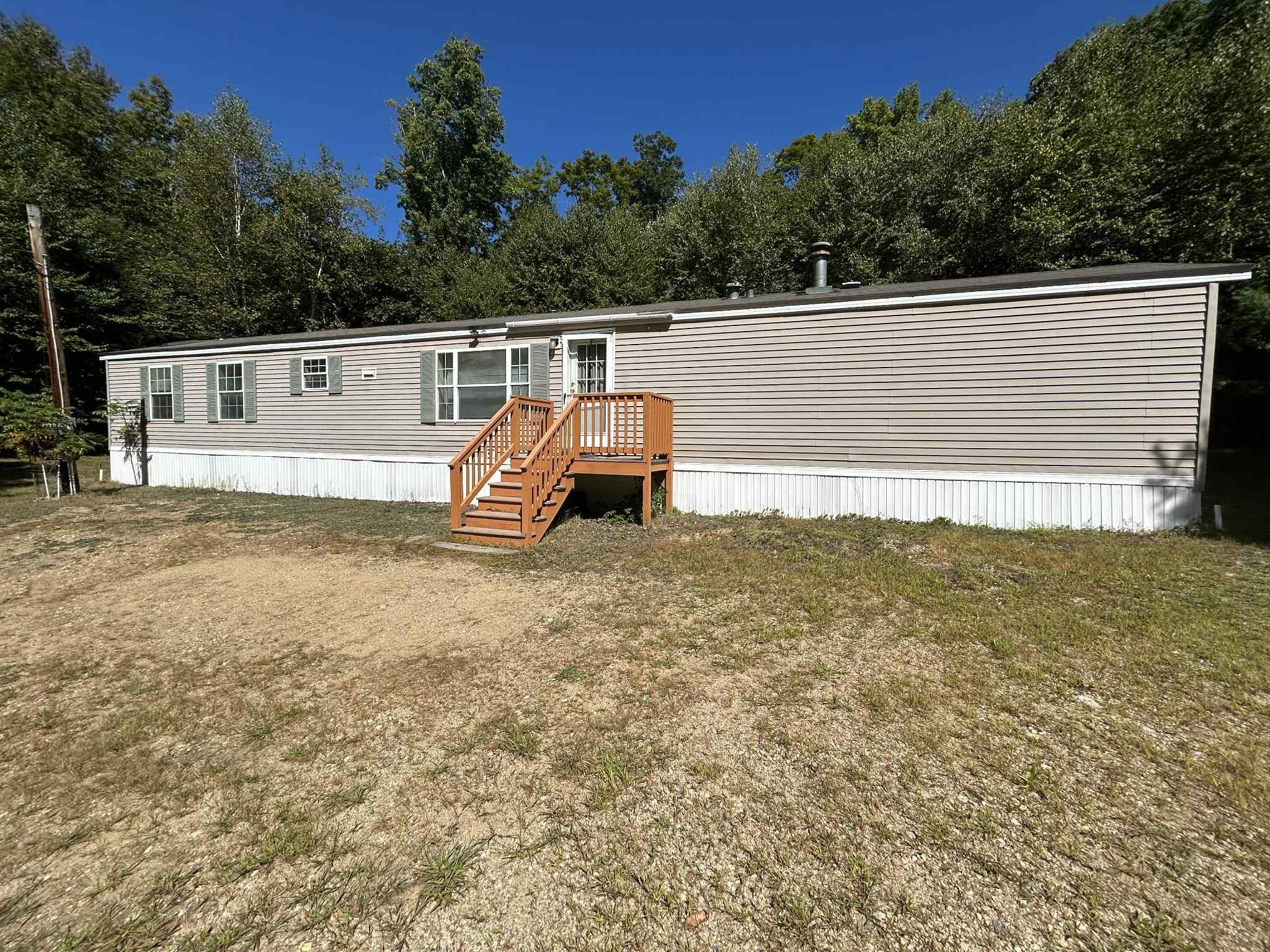 112 Harriman Hill Road Raymond, NH 03077 - Photo 3 of 29